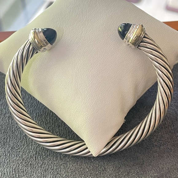 David Yurman 7mm Cable Bracelet with Black Onyx-Large - Picture 1 of 9